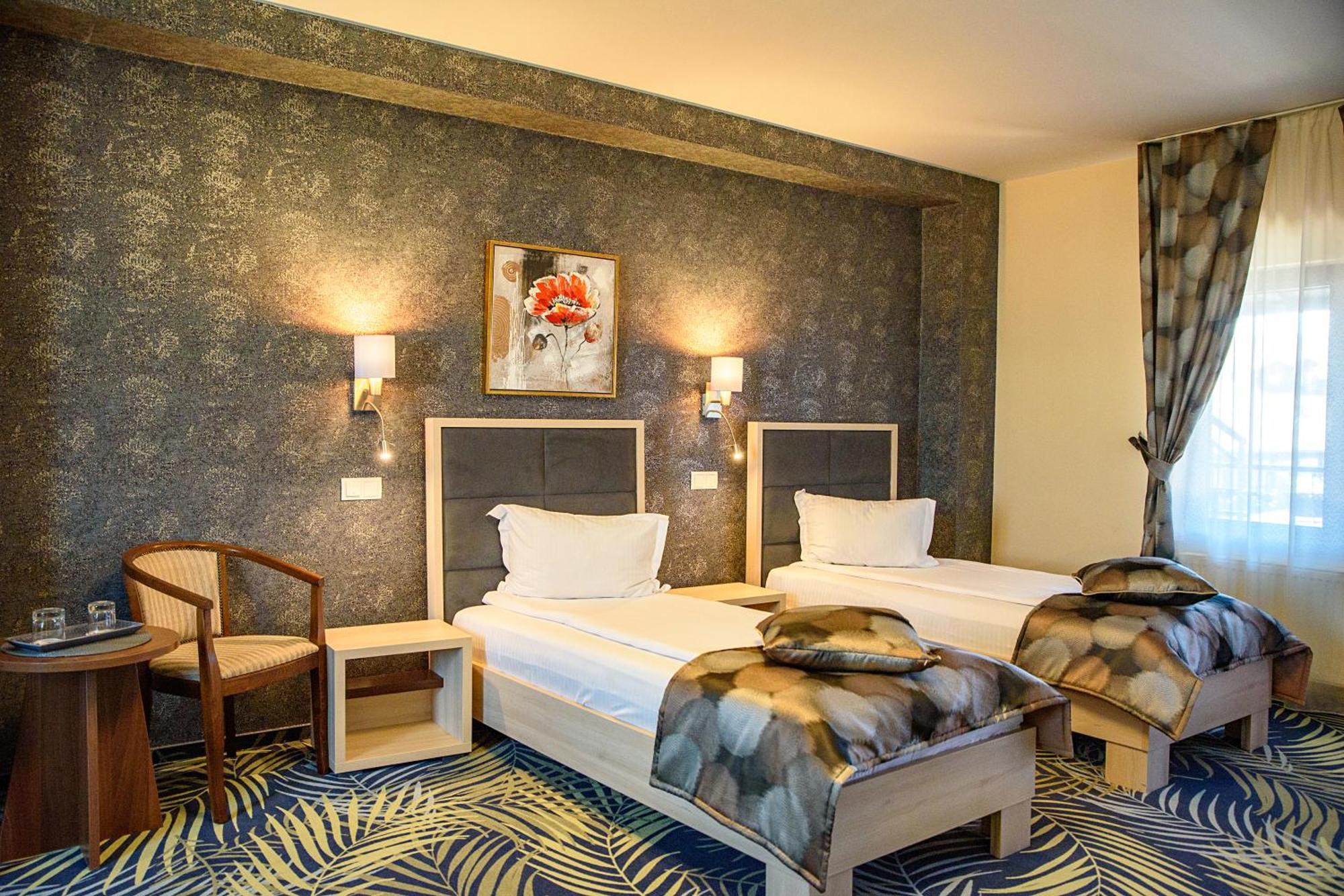 Hotel Stefani سيبيو المظهر الخارجي الصورة