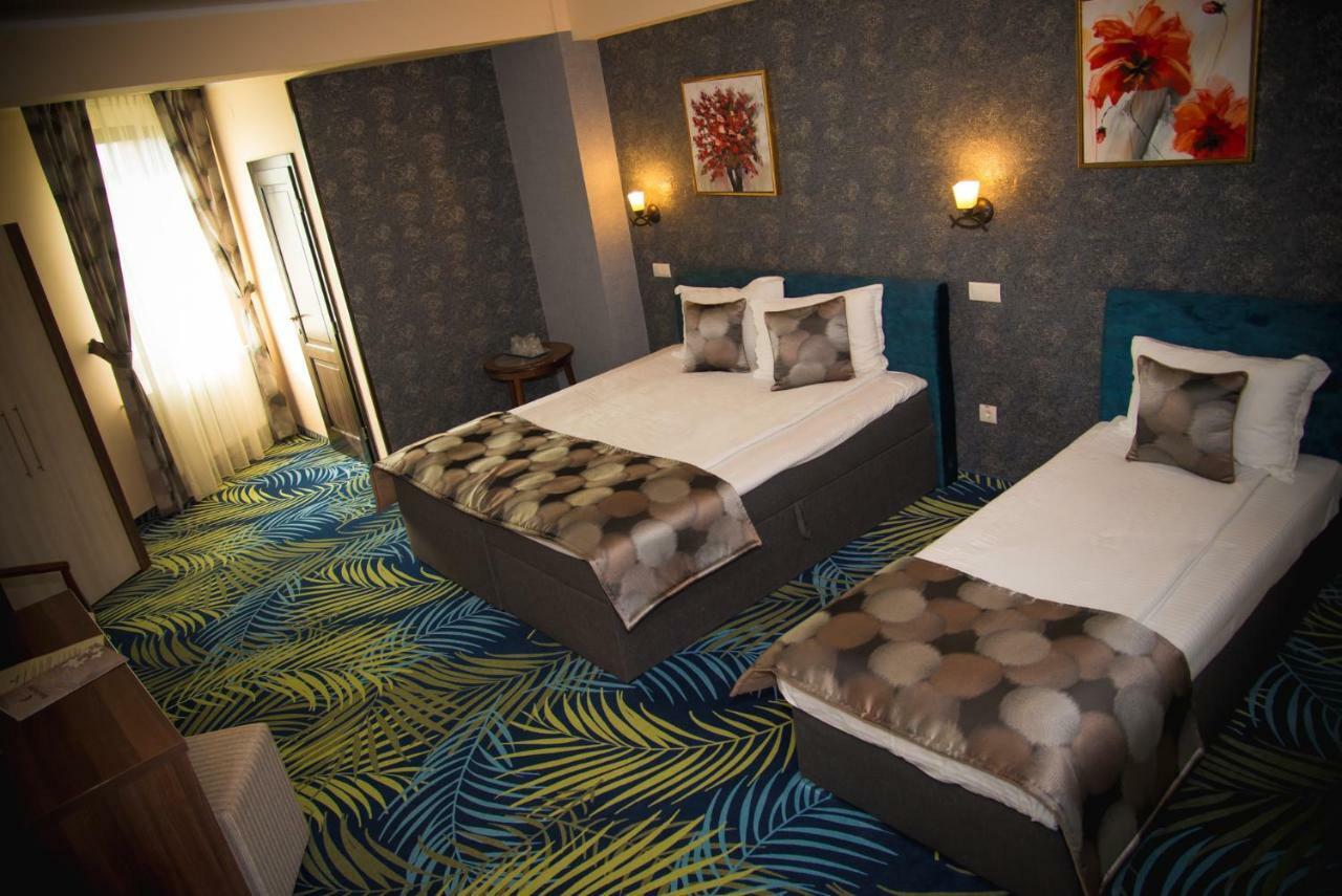 Hotel Stefani سيبيو المظهر الخارجي الصورة