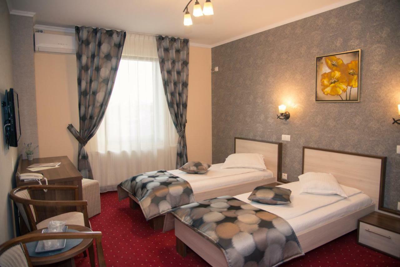 Hotel Stefani سيبيو المظهر الخارجي الصورة