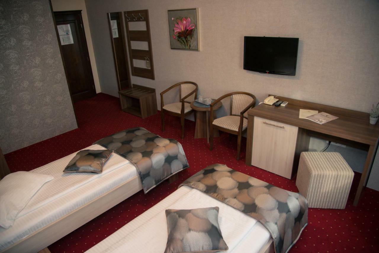 Hotel Stefani سيبيو المظهر الخارجي الصورة